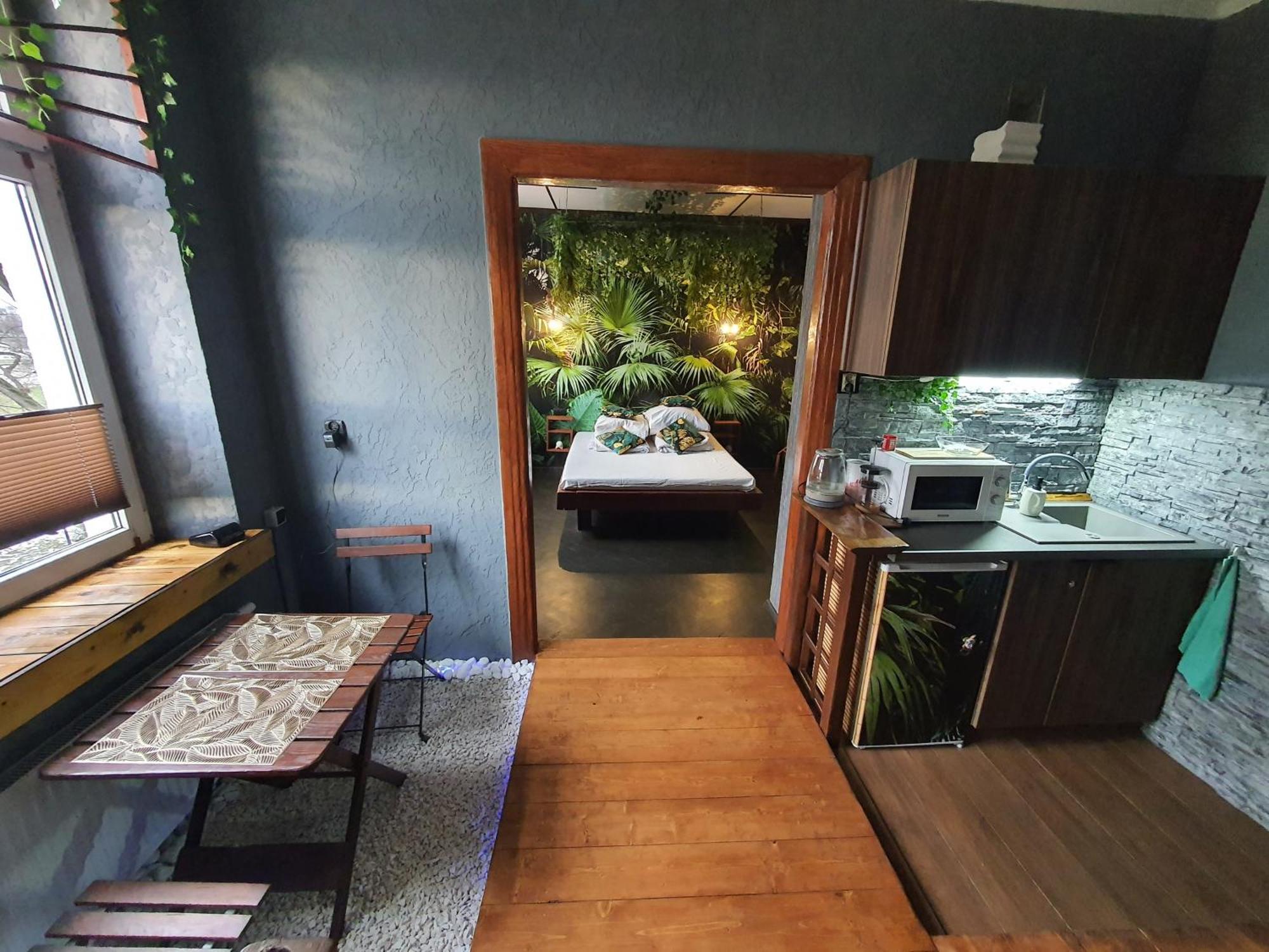 Tropicana Jacuzzi Apartment Krasków Exterior foto